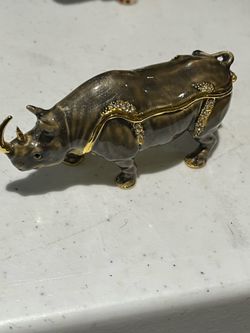 Jewelled rhinoceros trinket box