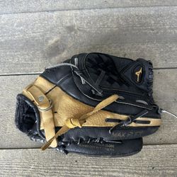Mizuno Prospect Baseball Glove GPP 1075 10.75" Max Flex Power Close RHT Youth