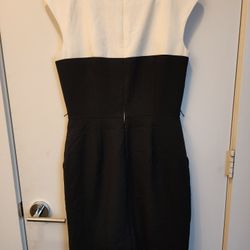 Calvin Klein Women's black and white dress size 4