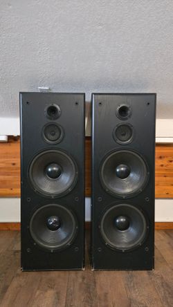 KLH Tower Speakers