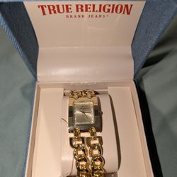 Brand new gold and silver Women's True Religion watch.
New