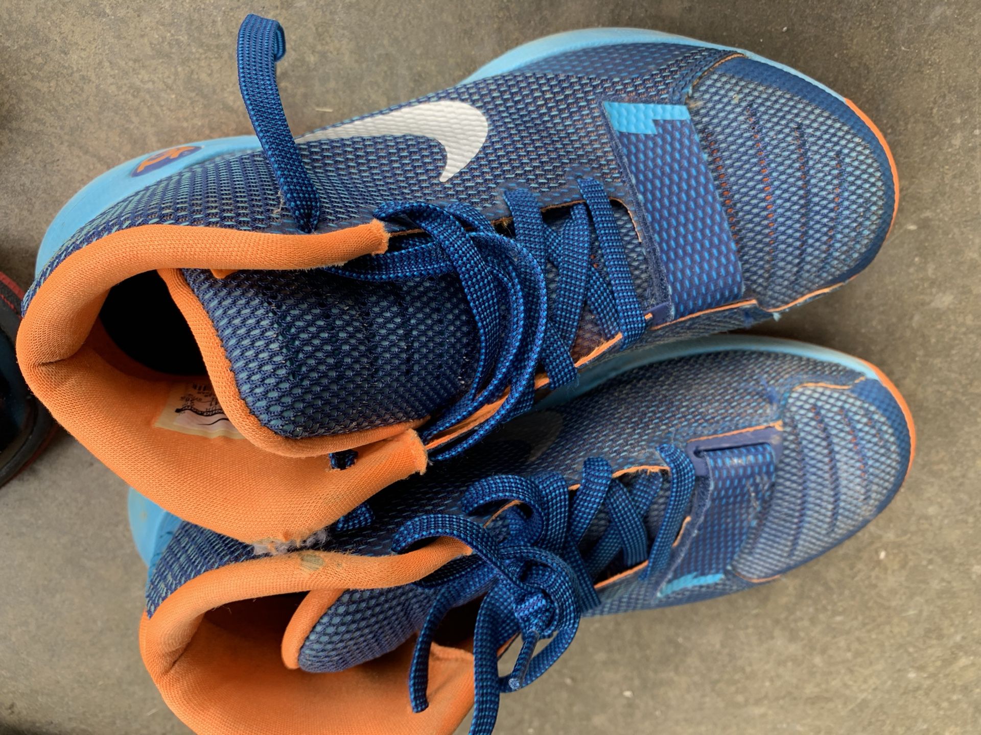 KD KEVIN DURANT SIZE 8