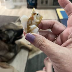 Adorable Mexican Onyx  Hand Carved Squirrel   1 1/2” Tall 