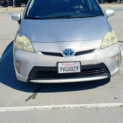 Toyota prius 2014