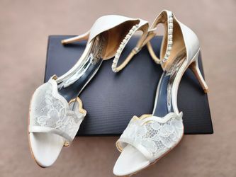 Badgley Mischka Wedding Shoes for Sale in Santa Ana CA OfferUp