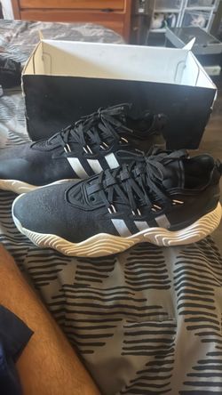 Adidas Trae young 3 core black