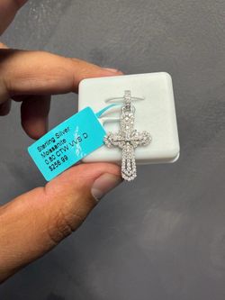Small Silver & Moissanite Cross Pendant