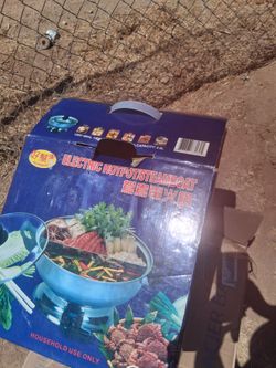 Brand new Helperware Electric HotPot/SteamPot $40 obo