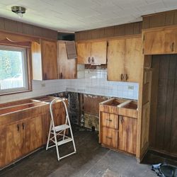 Free Cabinets