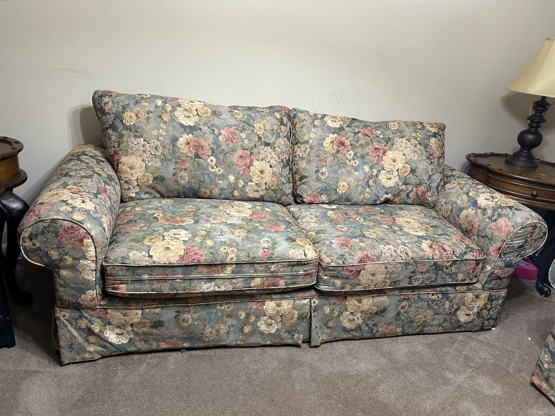 Sofa Set