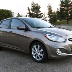 2012 Hyundai Accent