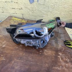 2016-2021 Mazda Cx-9 Headlights 