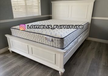 Queenn White Plain With Ortho Matres!!!!