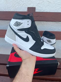Jordan 1 Bleached Coral Size 10.5M - Read Descriptive