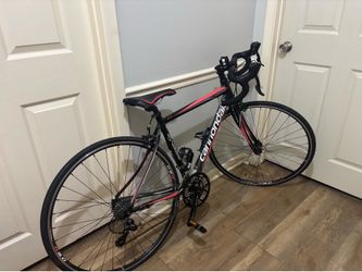 Cannondale  woman’s road bike
