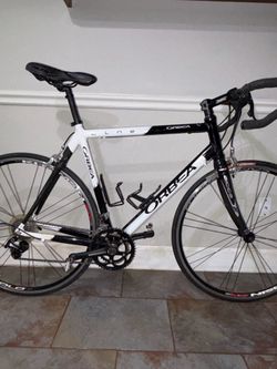 Orbea Lince Road Bike (54 cm) – Carbon Fork & Stays – Campagnolo Wheels – Aerobars Included
