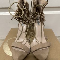 $10 Heels