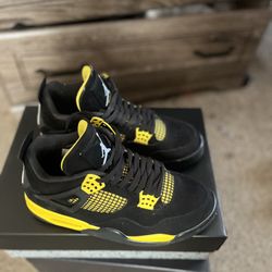 Jordan Thunder 4s
