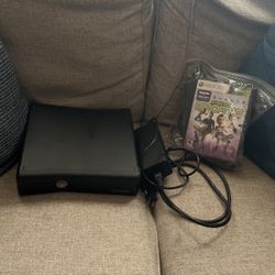 Xbox 360 With Kinect (no Controllers)