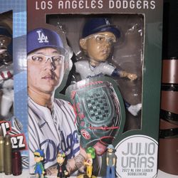 2022 NL Julio Urias Bobble Head 