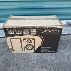 Micca Bookshelf Speakers