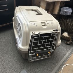 Pet Carriers 