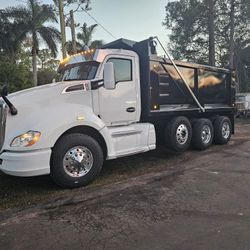 2016 Kenworth T680 with a Cummins ISX15 engine, 325,000 miles, Eaton Fuller automatic transmission, $0 Down Financing And Delivery Available 