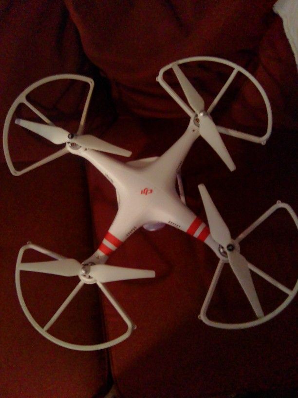 Dj Phantom 3 With Camera