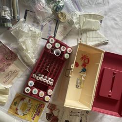 Lot of Wilton Cake & Cookie Decorating Supplies Lot (See Pictures)