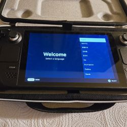 Steam Deck LCD 500GB w/ 1TB SD Card