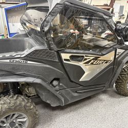 2023 CFMOTO ZForce 950 Trail – 190 Miles – EPS, Winch, Windshield, Hard Rear Panel, Mirrors, Cab Enclosure