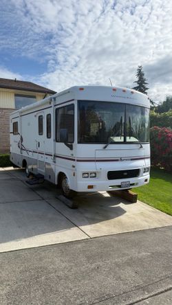 2002 27C Winnebago Siteseer Low Miles