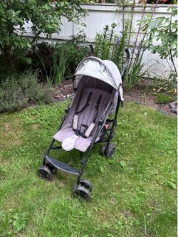 3D Lite umbrella stroller
