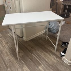 WHITE DESK