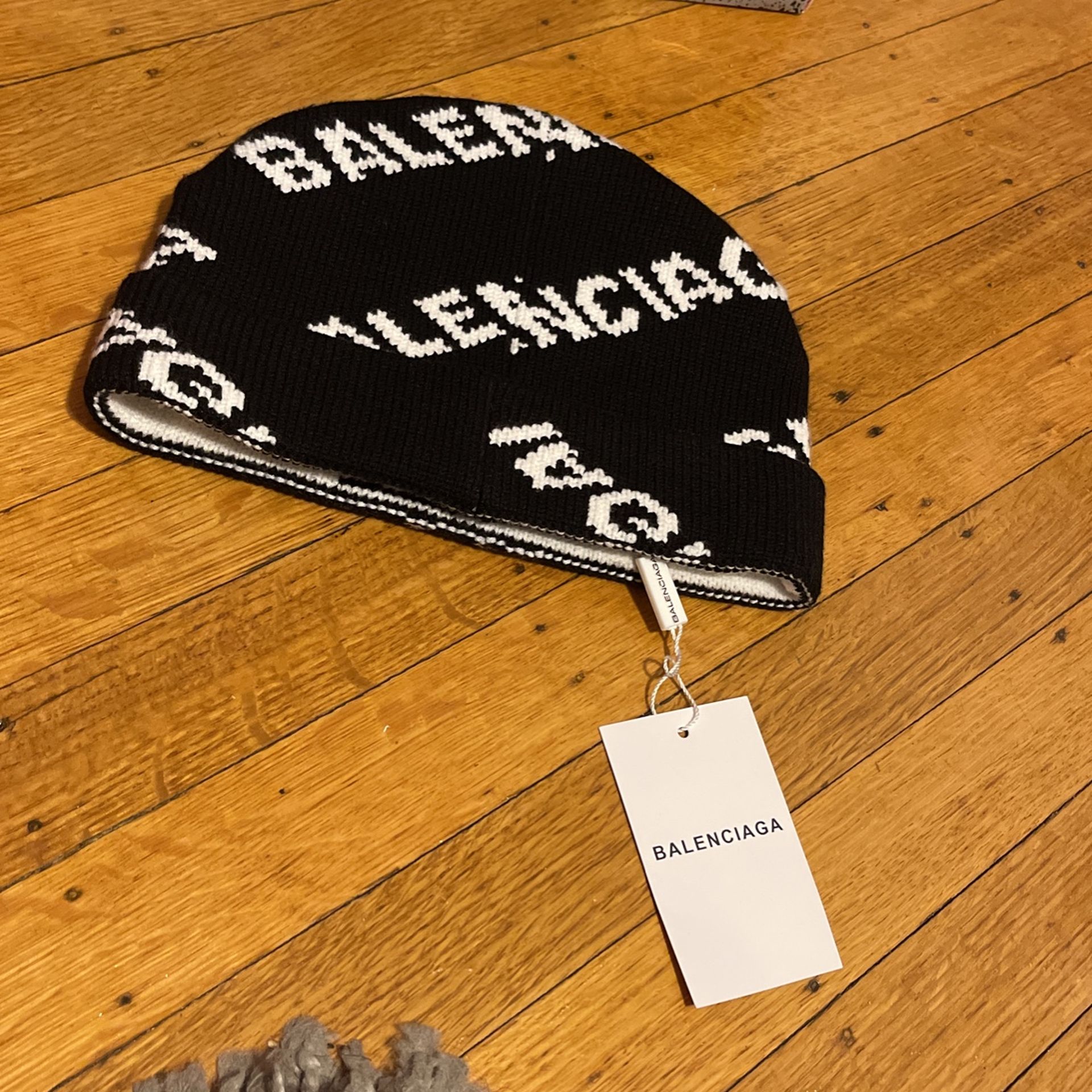 Balenciaga Skully