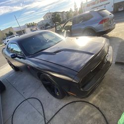 Dodge challenger 2014