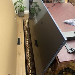 86in Flatscreen LG and Wall Mount