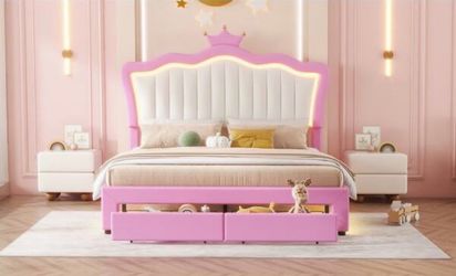 Queen size princess bed