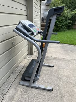 C2200 treadmill price new arrivals