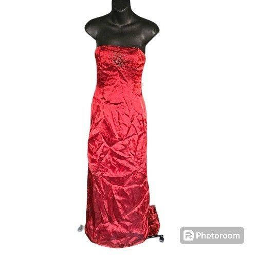 jessica mcclintock red dress JESSICA MCCLINTOCK Y2K prom gown  Wellington Hunters and Collectors Jessica McClintock strapless red dress