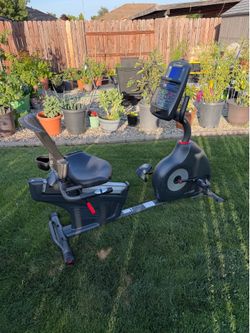 Schwinn 270 Recumbent Exercise Bike  Excellent Condition
