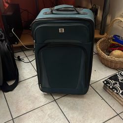 22 Inches Carry On Airplane Luggage 