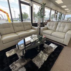 2 Pc Sofa And Loveseat 