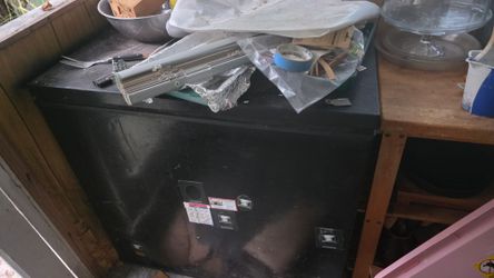 Deep freezer
