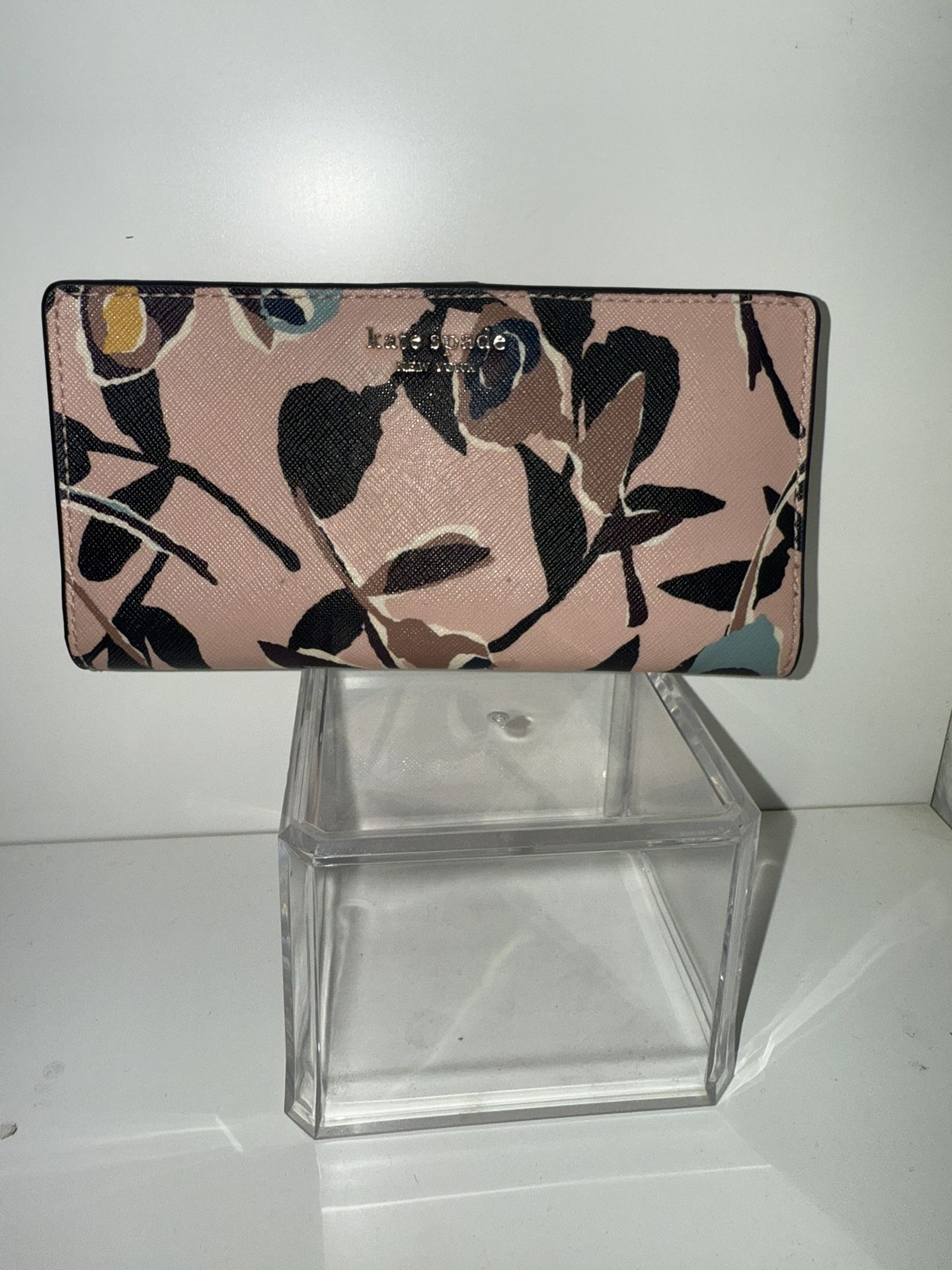 Kate Spade Floral Wallet EUC