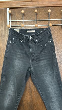 Levi’s 721 Skinny Jeans Women’s