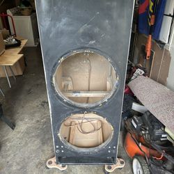 Very Large Speaker Box Made For Two Fi 18’s 