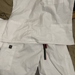 White Medical Scrubs 