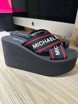 Michael kors  wedges size 6M