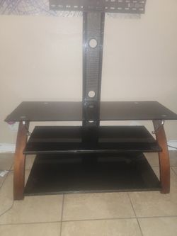 TV Stand Holds Up To 65'